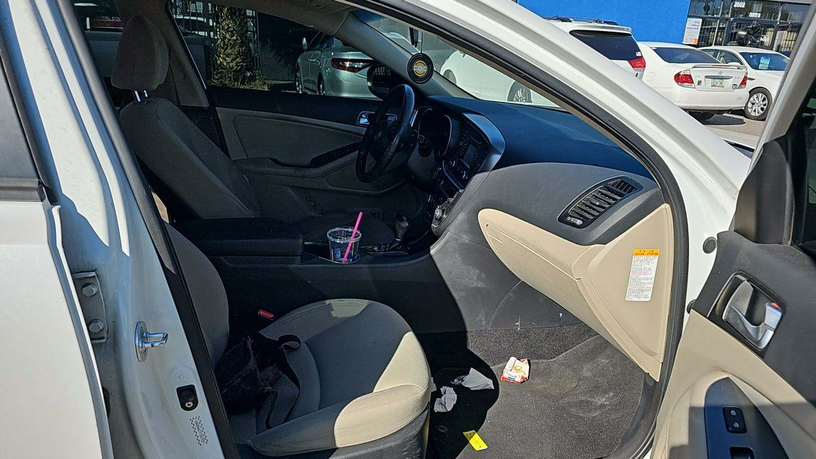 2015 Kia Optima 4D SEDAN FWD