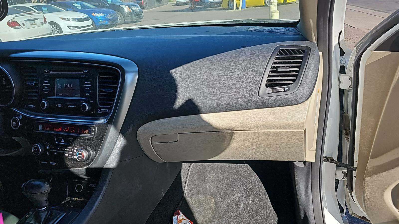 2015 Kia Optima 4D SEDAN FWD