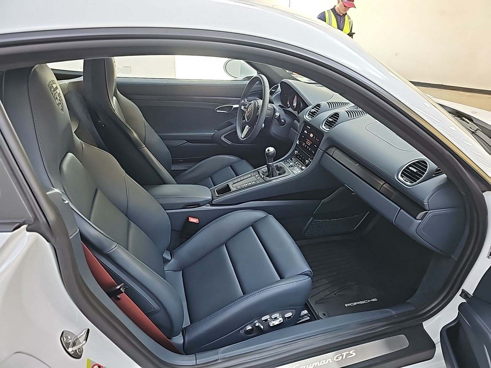 2024 Porsche 718 Cayman GTS 4.0 RWD