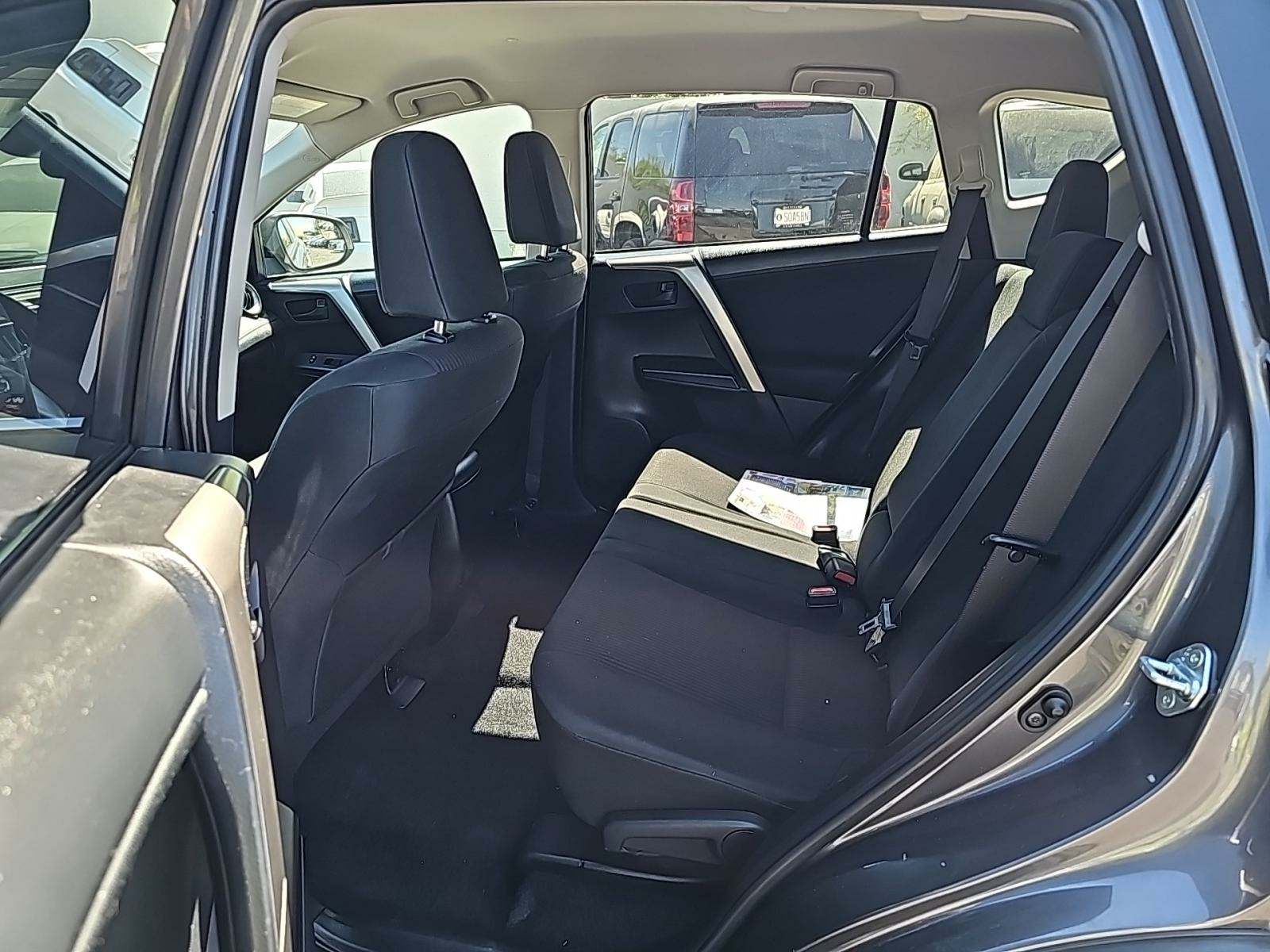 2018 Toyota RAV4 LE FWD