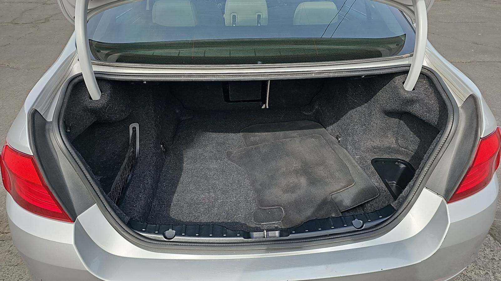 2013 BMW 5 Series 535i RWD