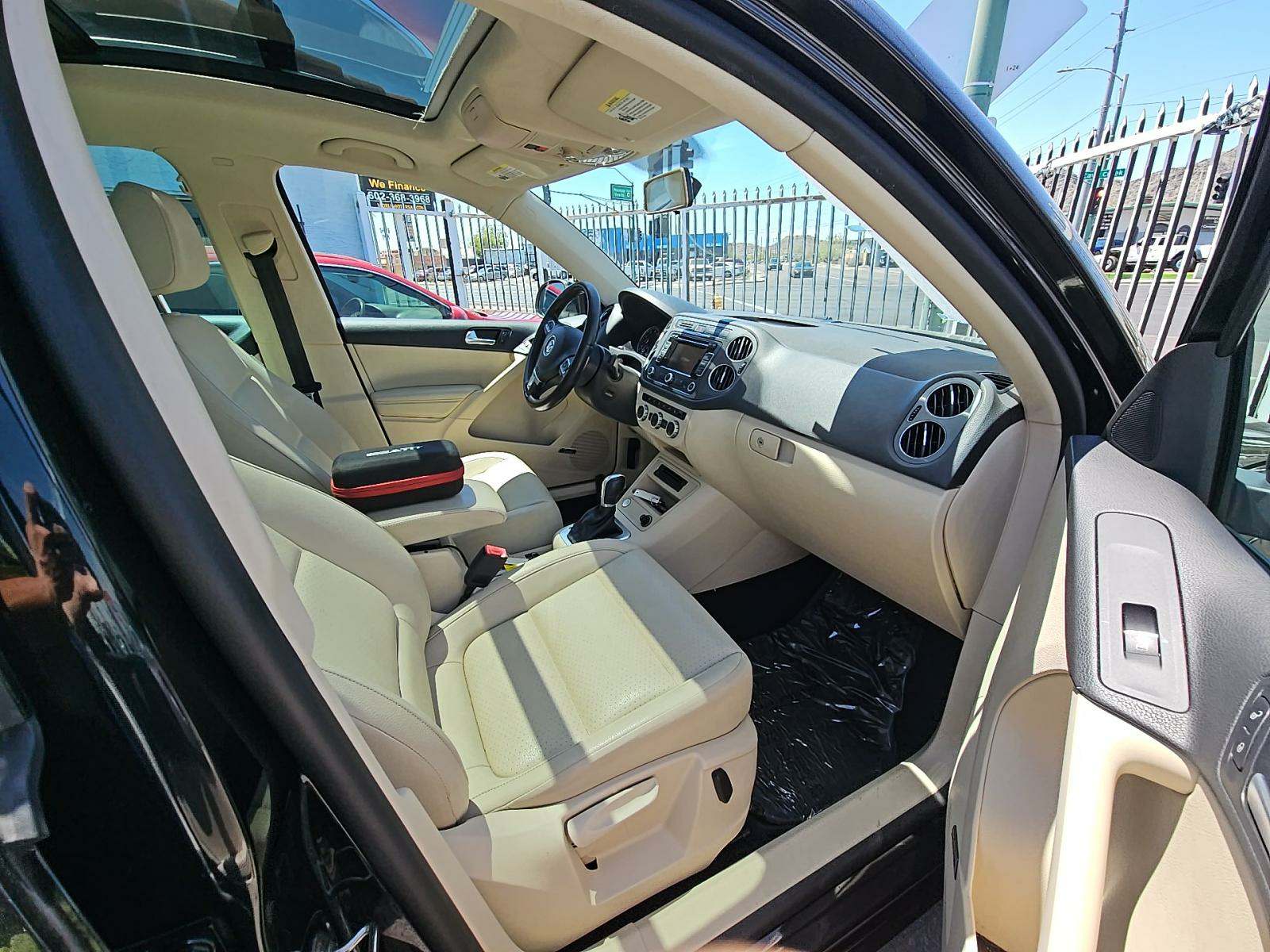 2015 Volkswagen Tiguan 2.0T SEL AWD