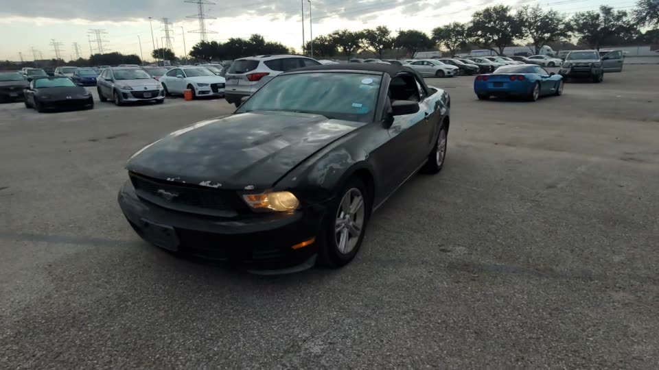 2010 Ford Mustang V6 Premium RWD