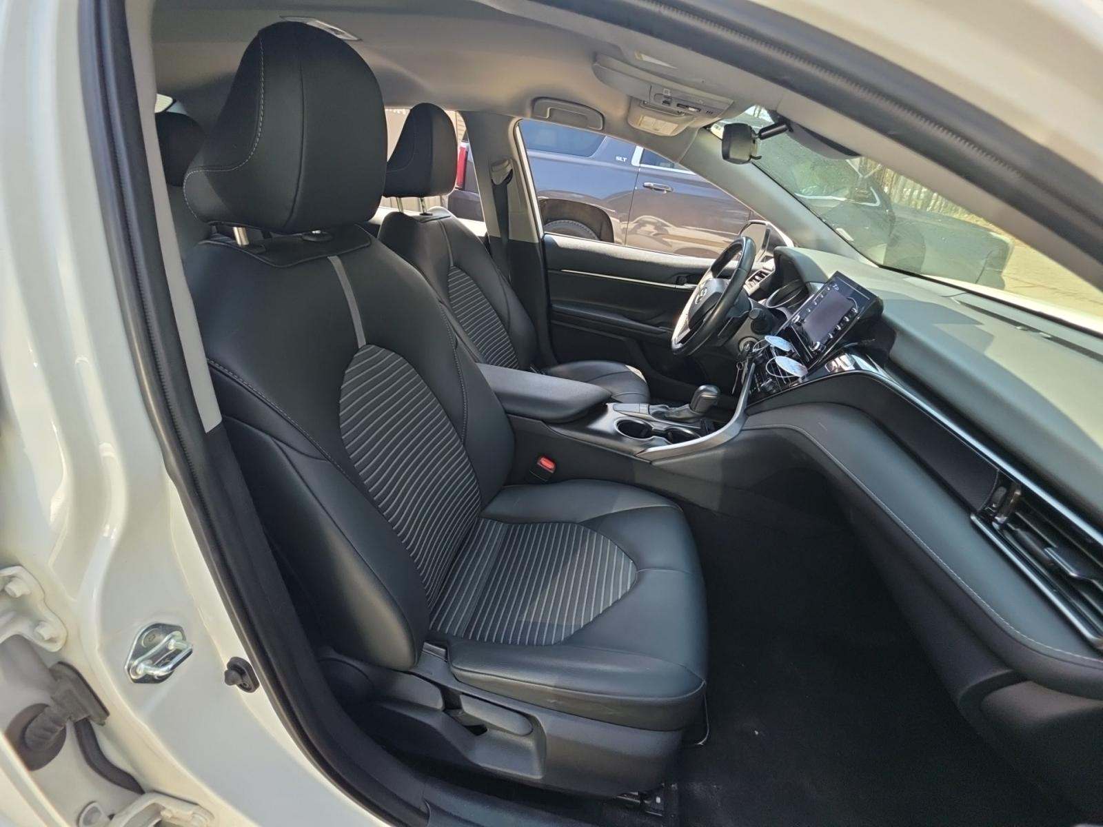 2024 Toyota Camry SE FWD