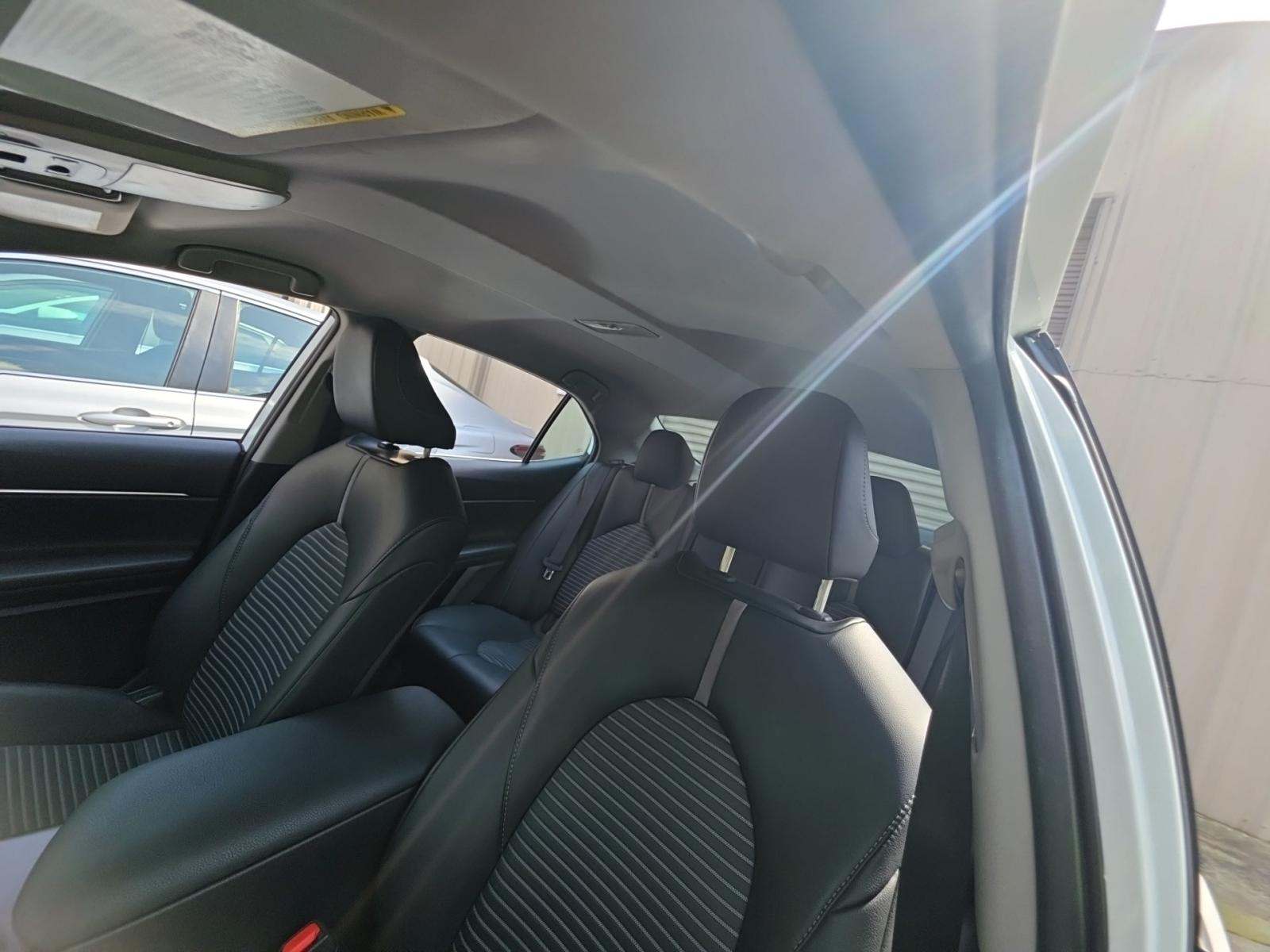 2024 Toyota Camry SE FWD