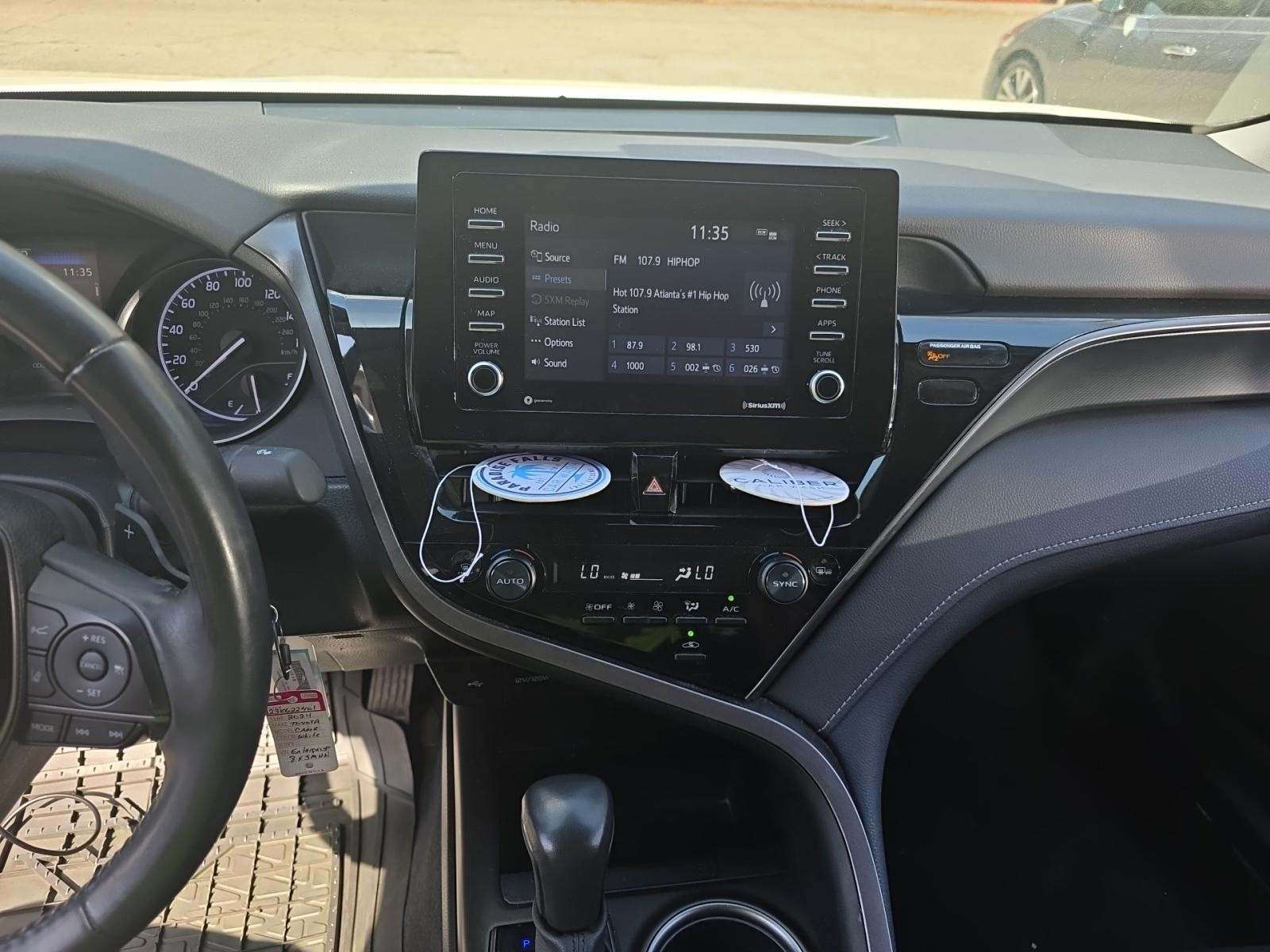 2024 Toyota Camry SE FWD