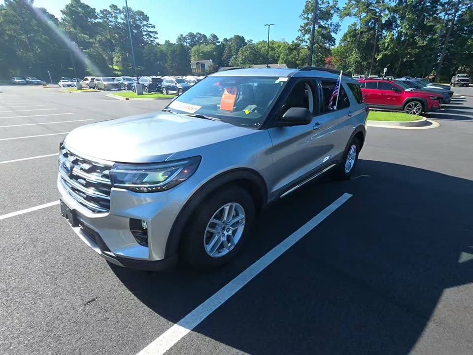 2025 Ford Explorer Active RWD