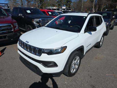 JEEP LATITUDE - 1