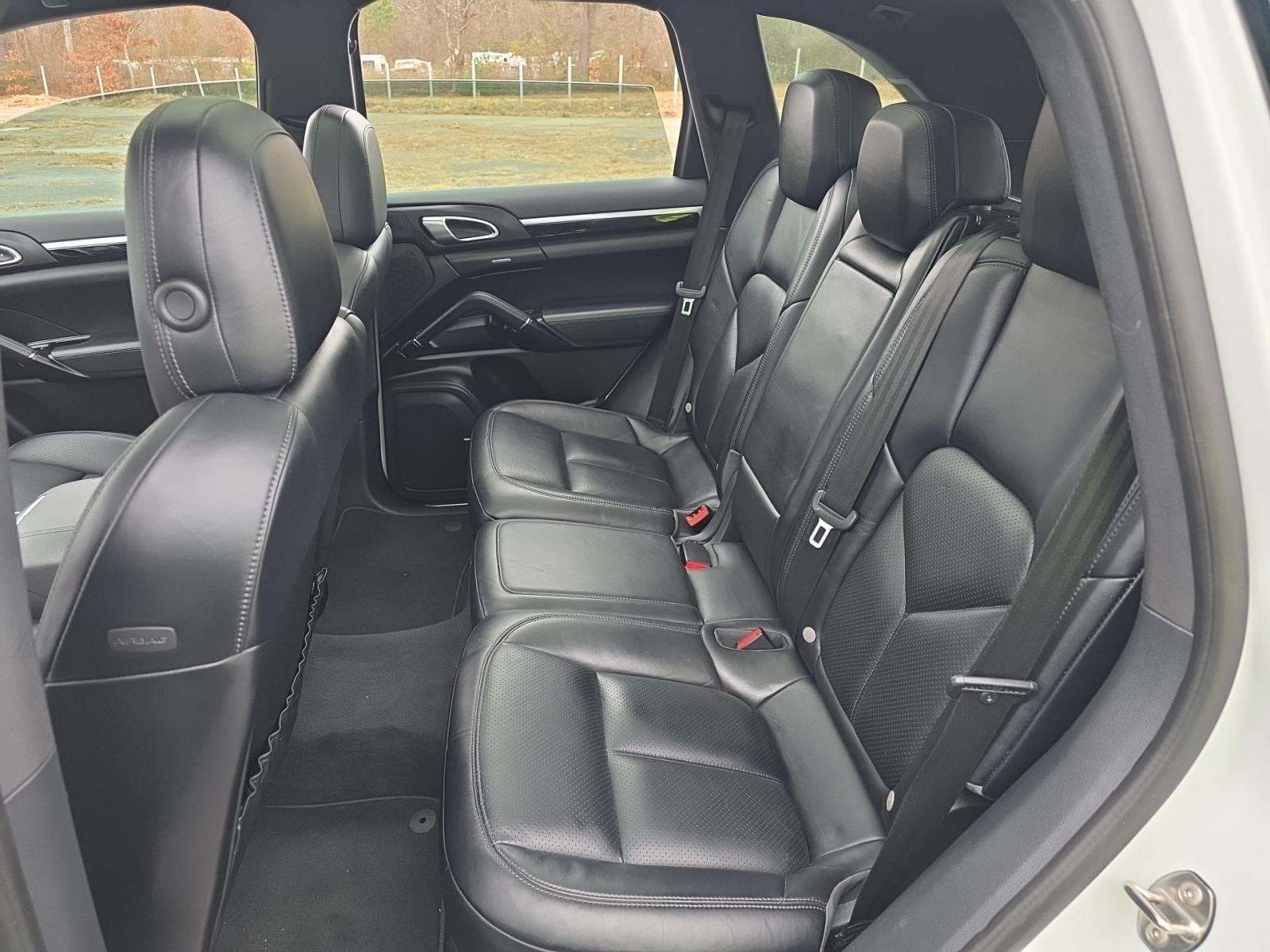 2018 Porsche Cayenne Base AWD