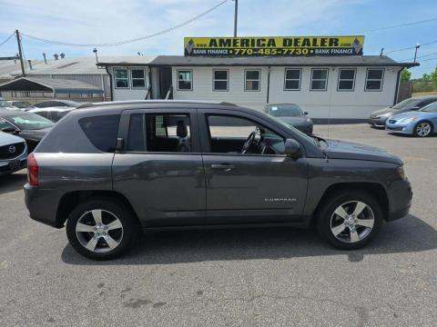 JEEP LATITUDE HIGH ALTITUDE EDITION - 4