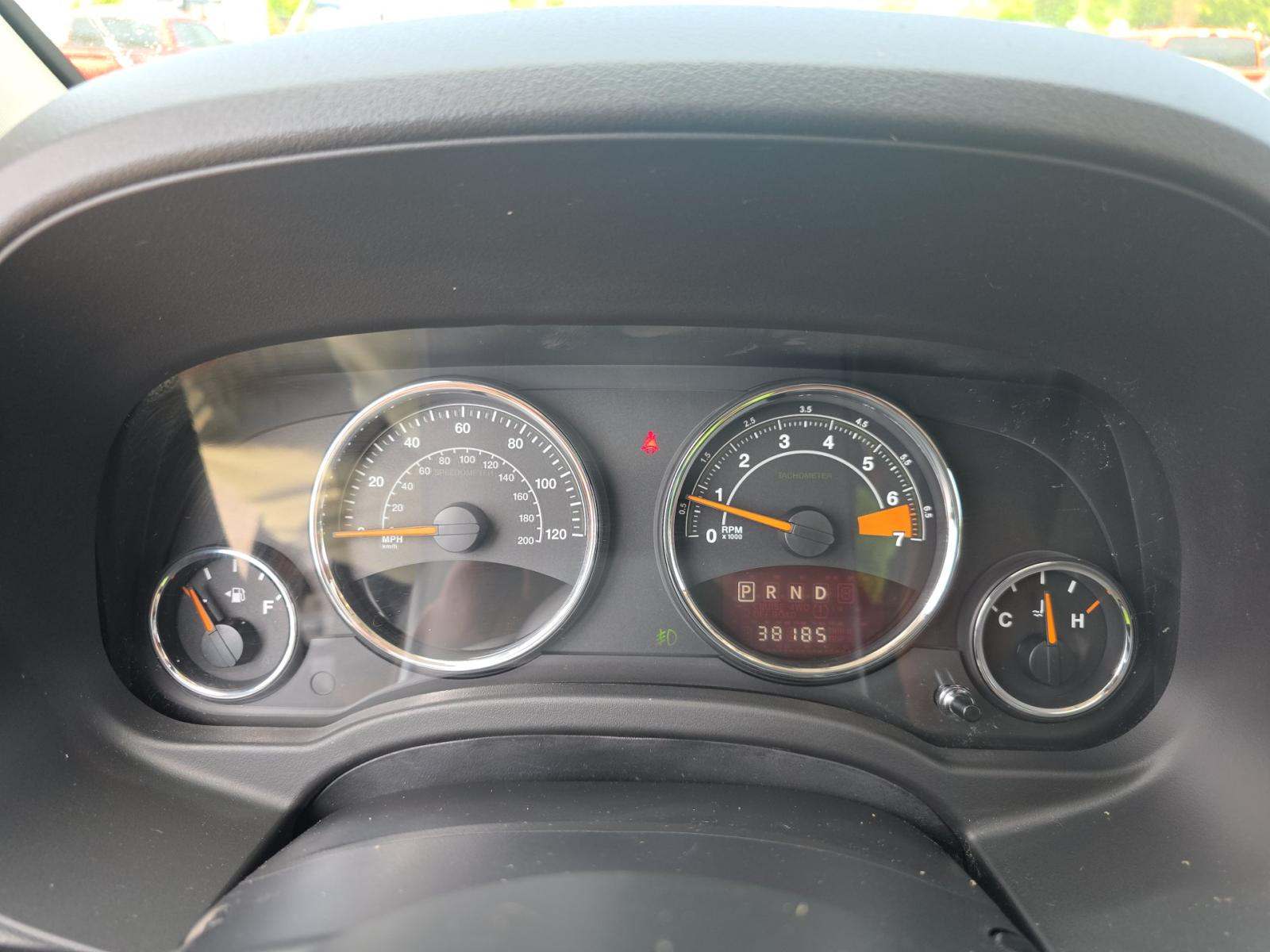 JEEP LATITUDE HIGH ALTITUDE EDITION - 9