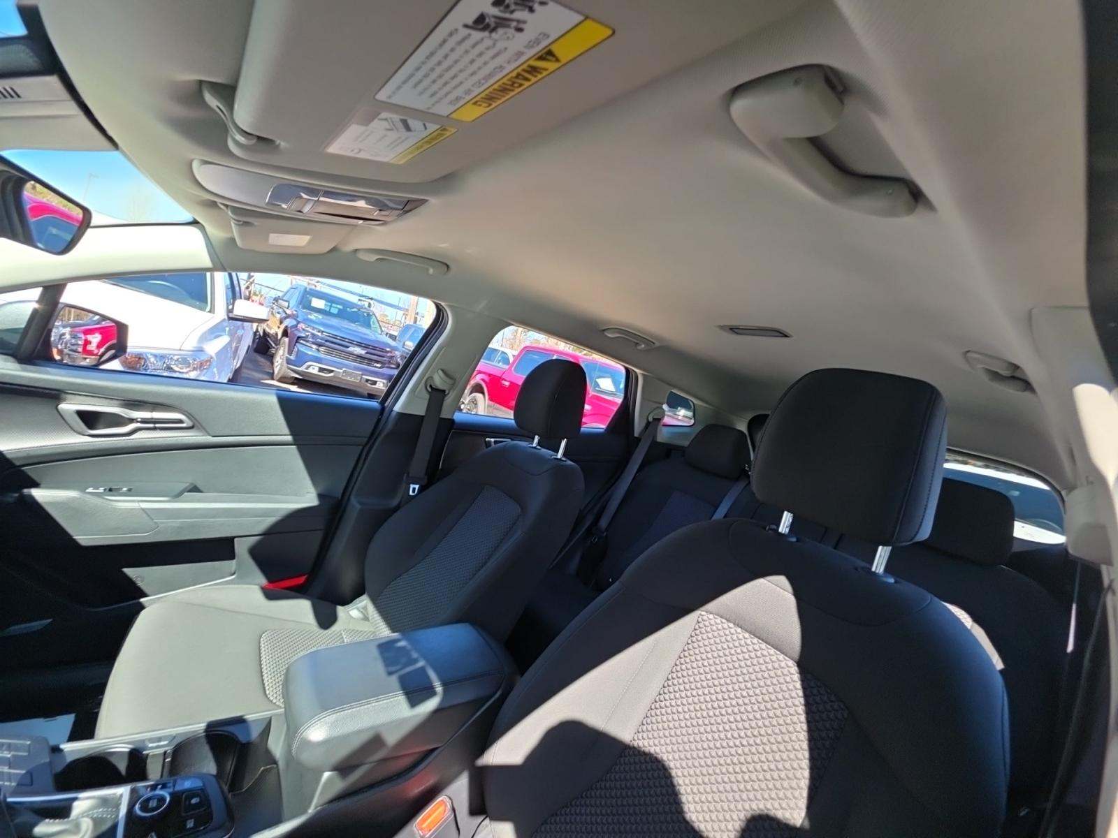 2024 Kia Sportage LX FWD