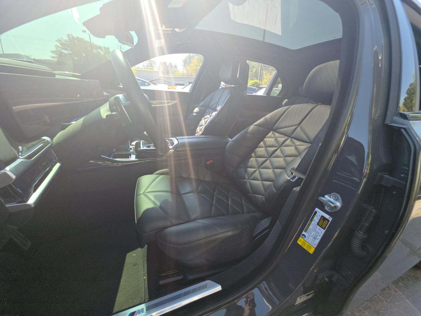 2023 BMW 7 Series 740i RWD