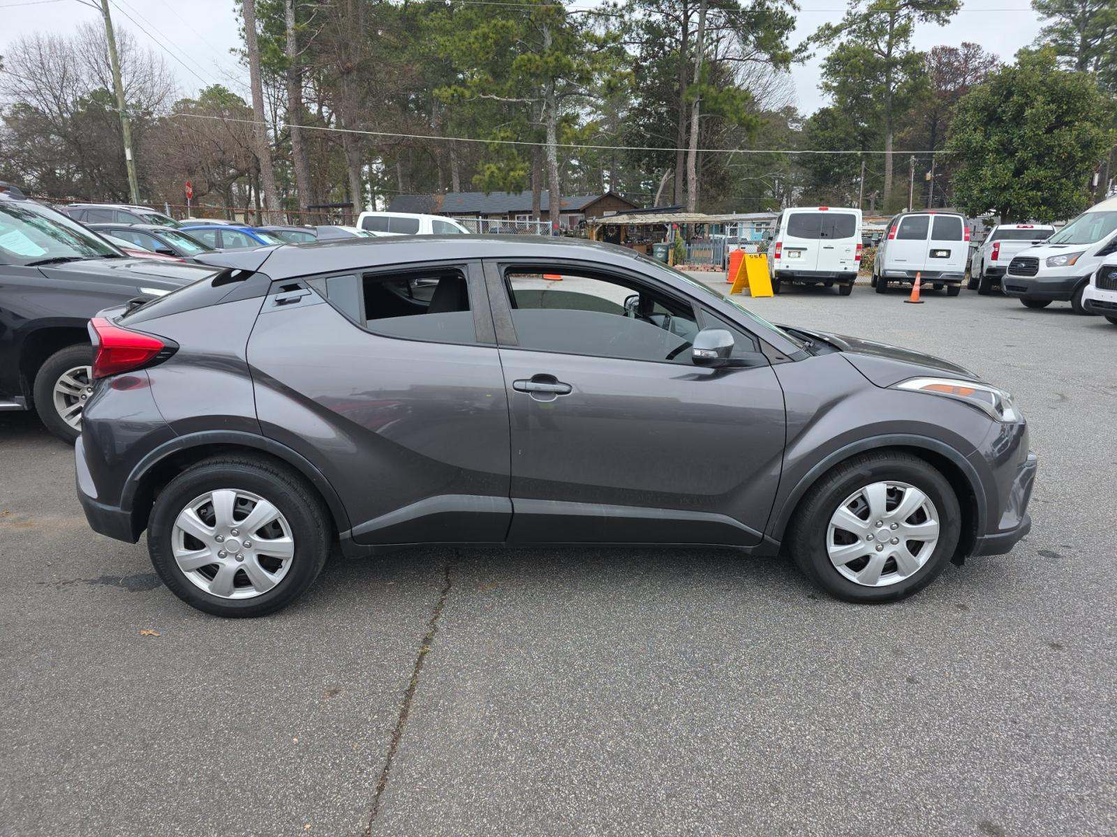 2019 Toyota C-HR LE FWD