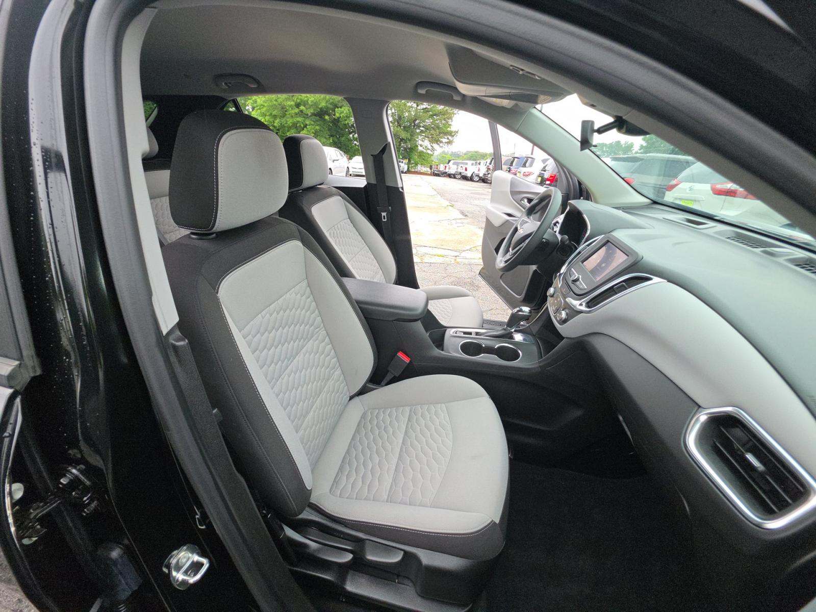 2021 Chevrolet Equinox LS FWD