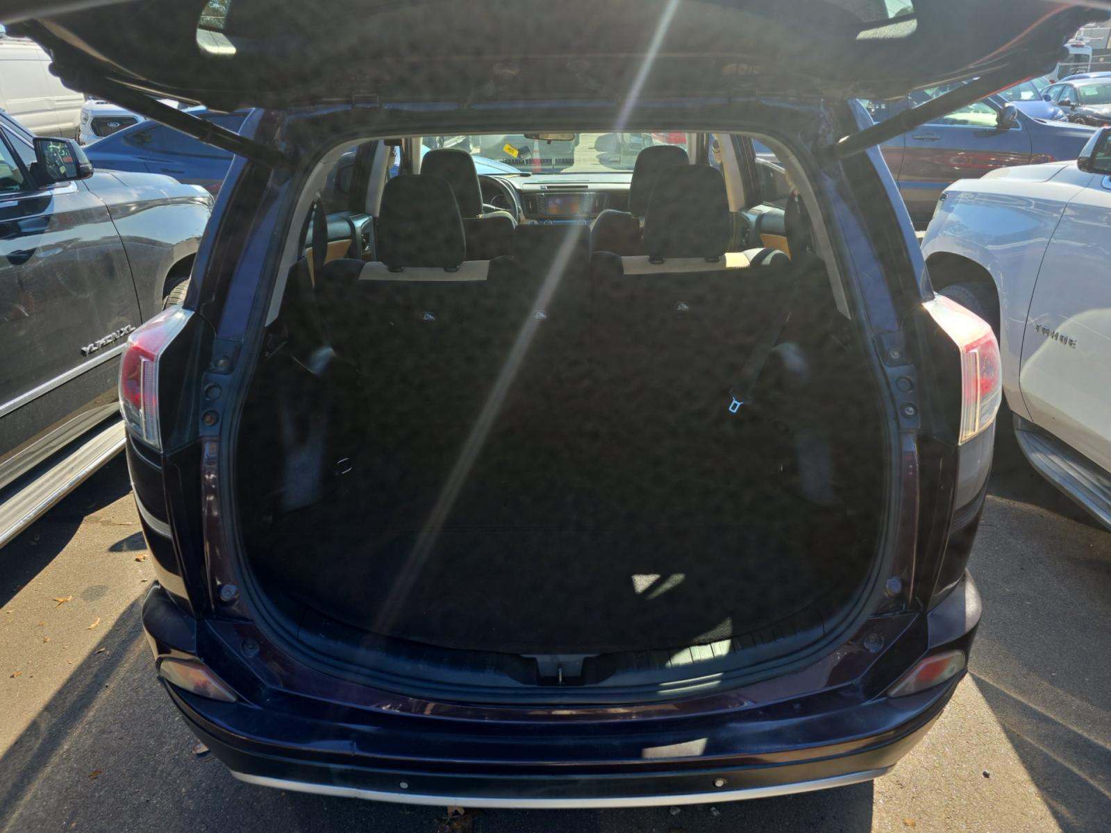 2016 Toyota RAV4 XLE FWD