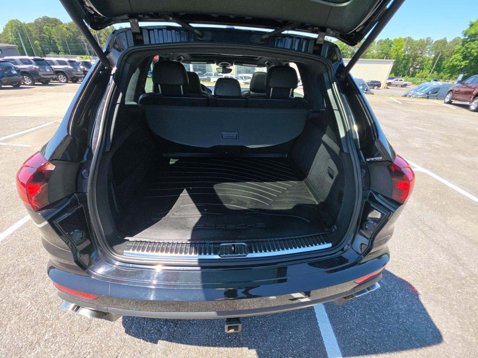 PORSCHE CAYENNE - 10
