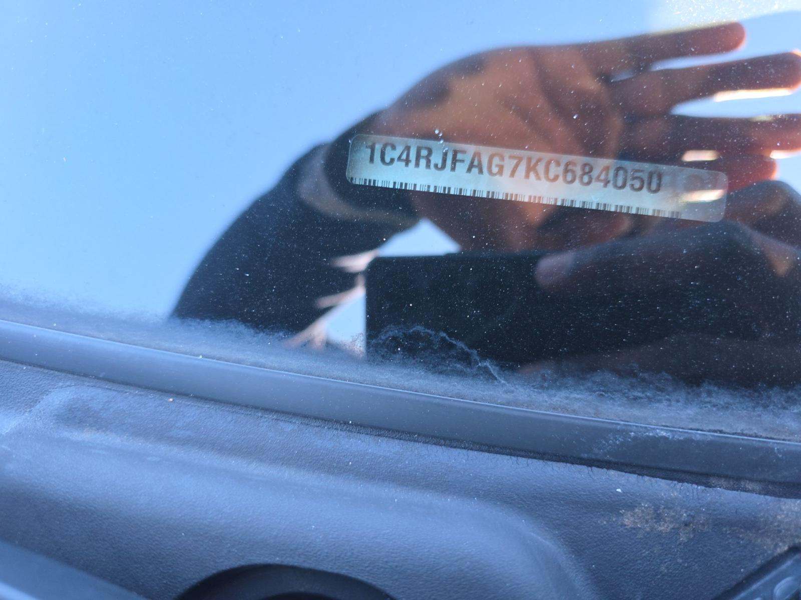 JEEP LAREDO E EDITION - 5