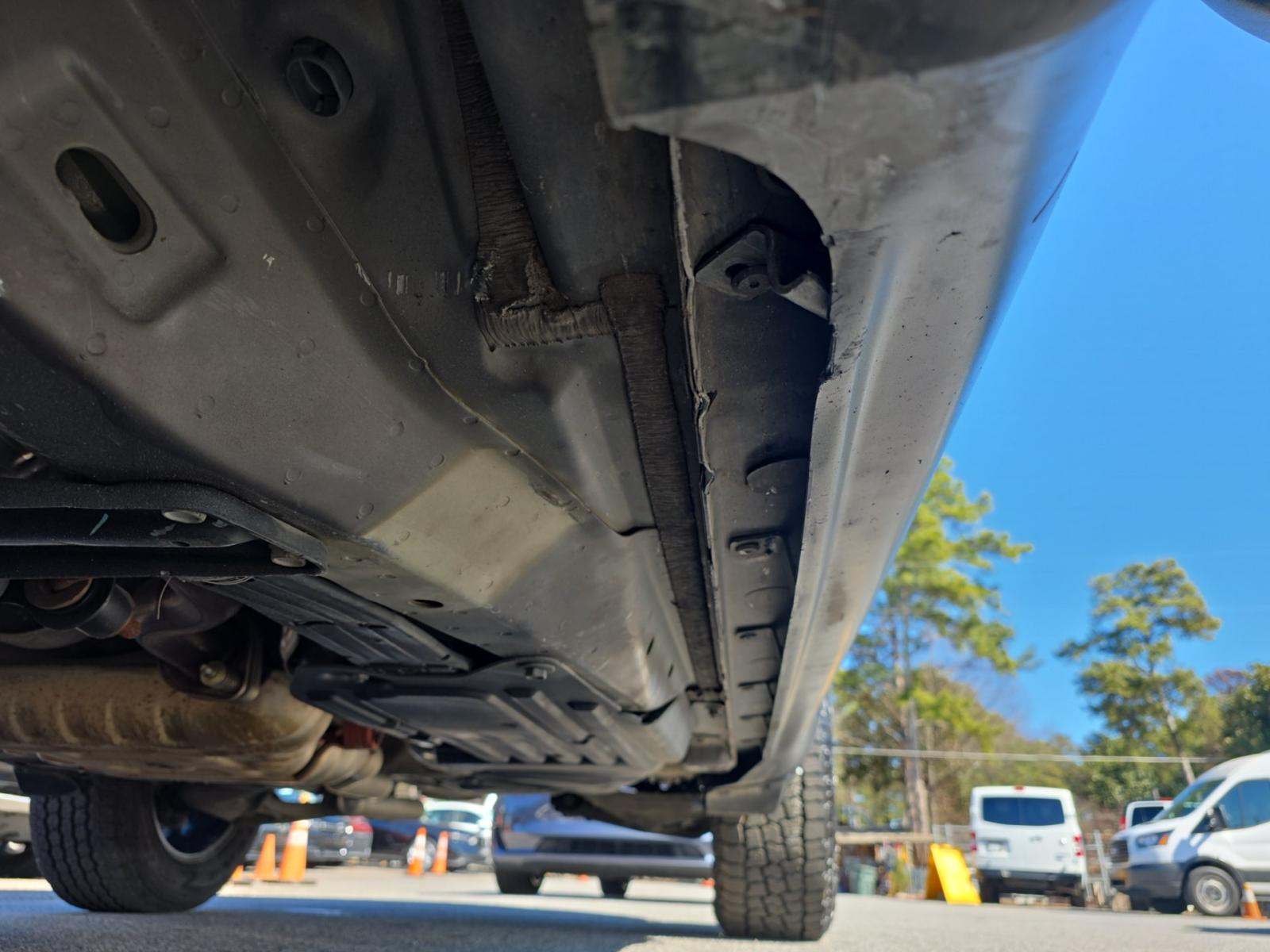 JEEP LAREDO E EDITION - 7