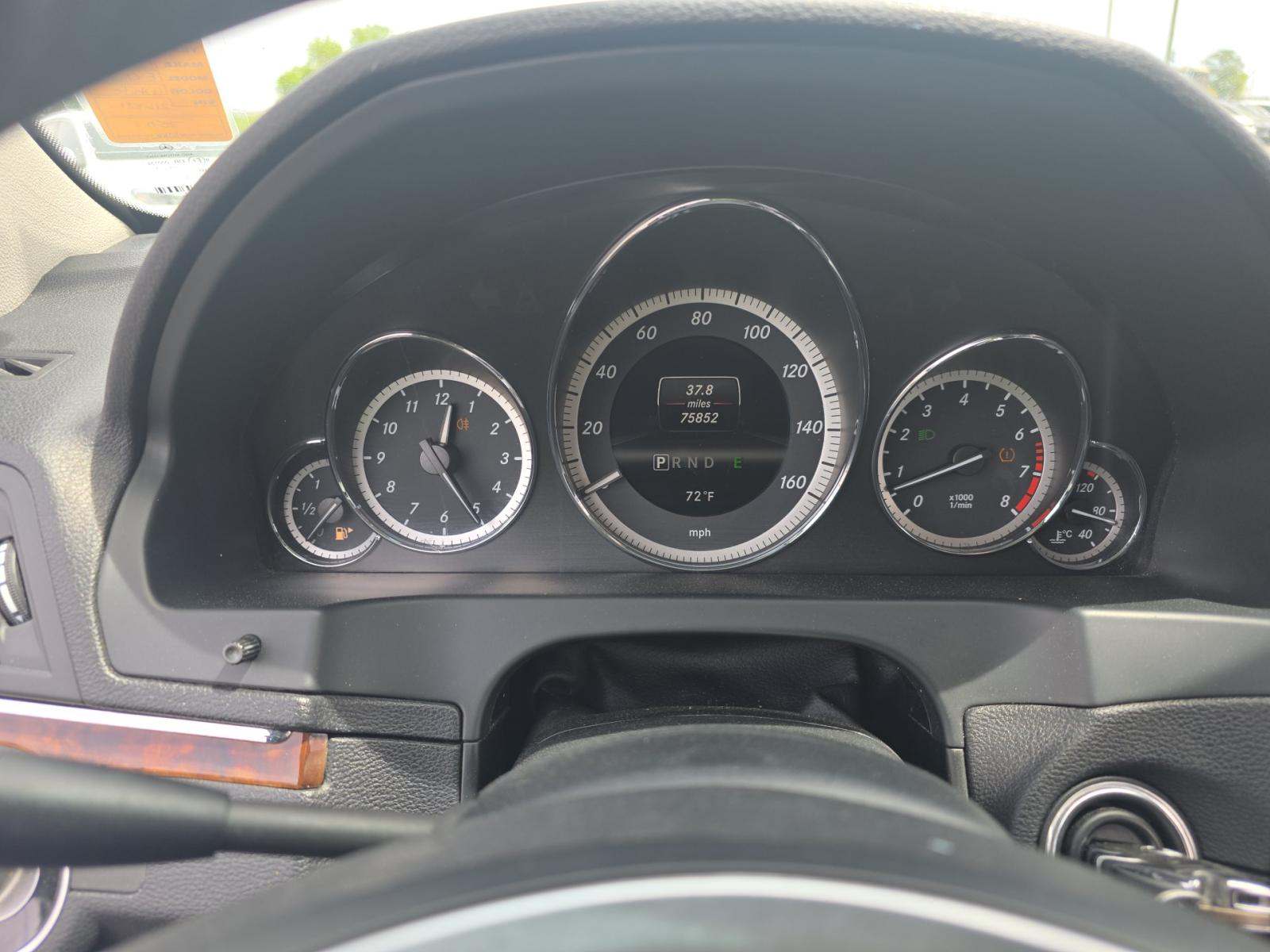 MERCEDES-BENZ E-CLASS - 5