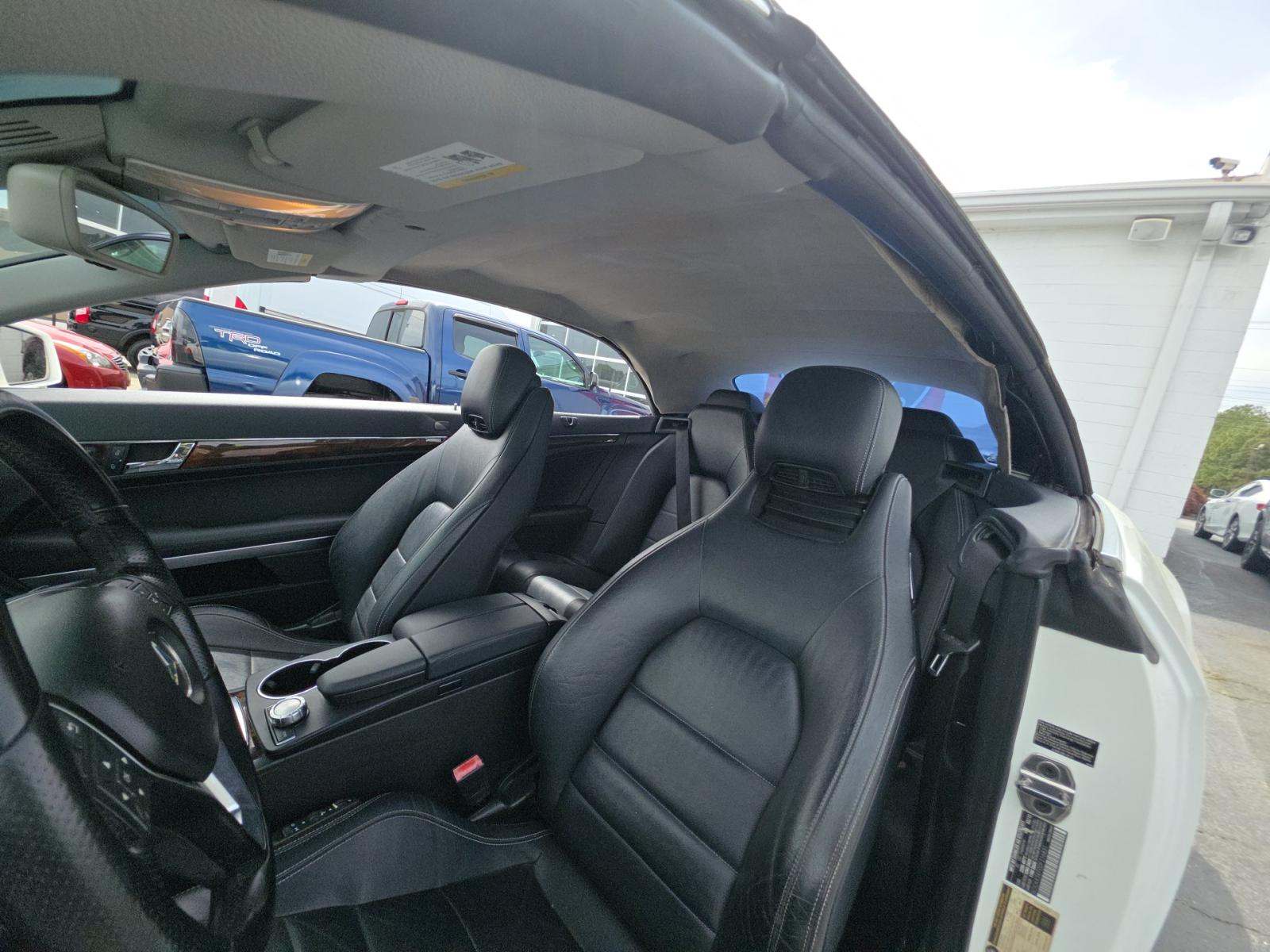 MERCEDES-BENZ E-CLASS - 7