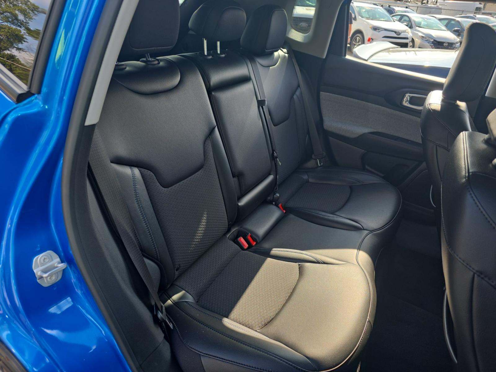 2022 Jeep Compass Latitude FWD