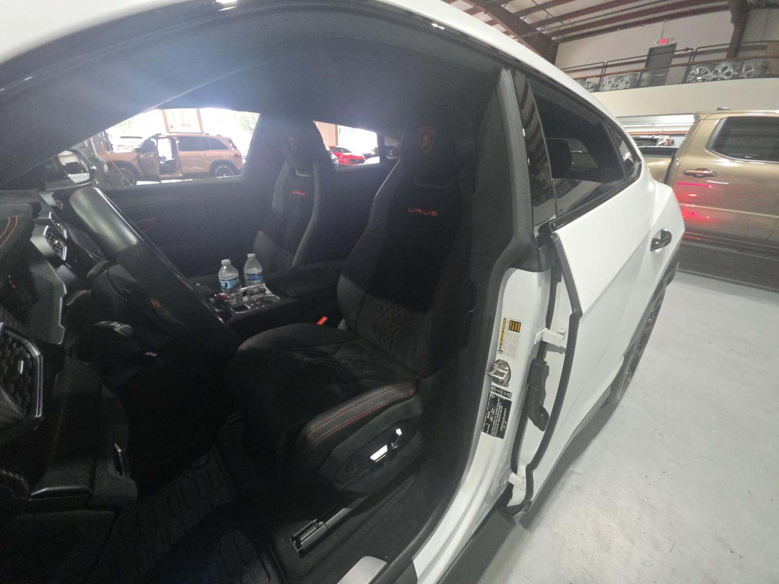 2023 Lamborghini Urus Performante AWD