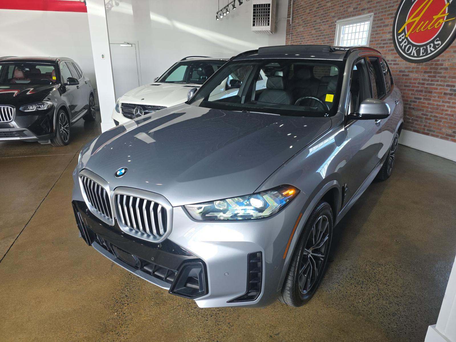 2025 BMW X5 xDrive40i AWD
