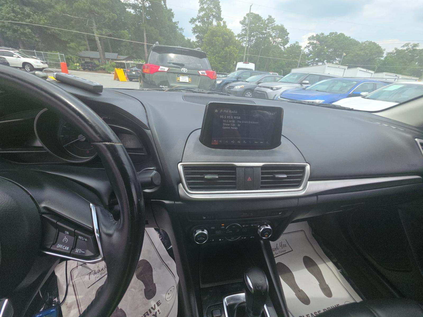 2017 MAZDA MAZDA3 Touring FWD