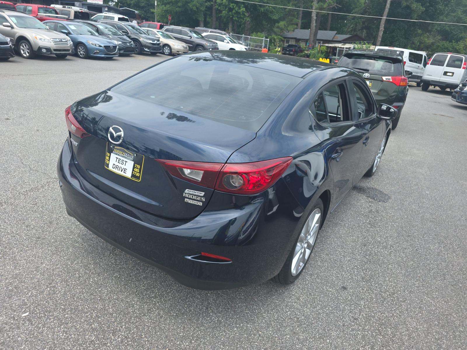 2017 MAZDA MAZDA3 Touring FWD
