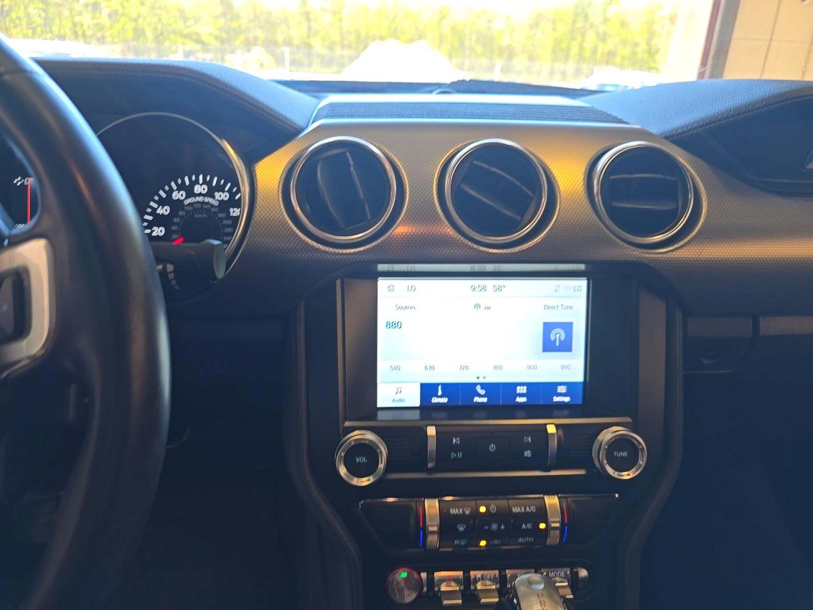 FORD MUSTANG - 10