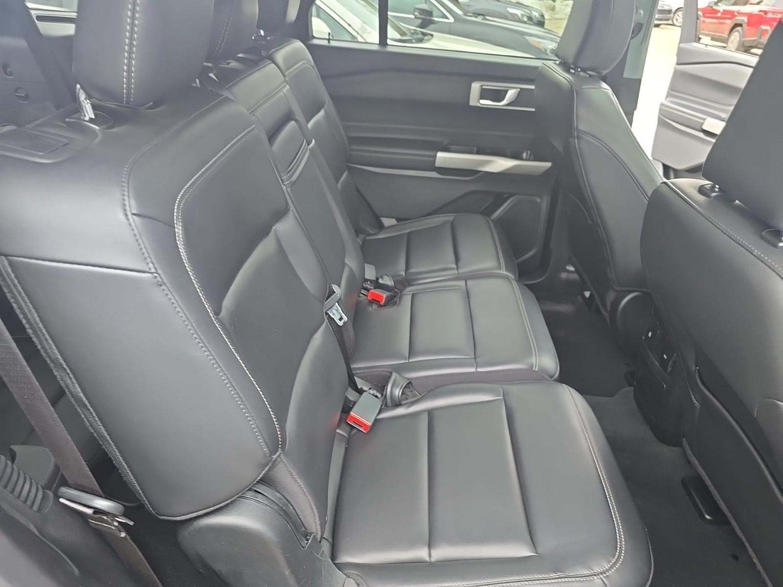 2022 Ford Explorer XLT AWD