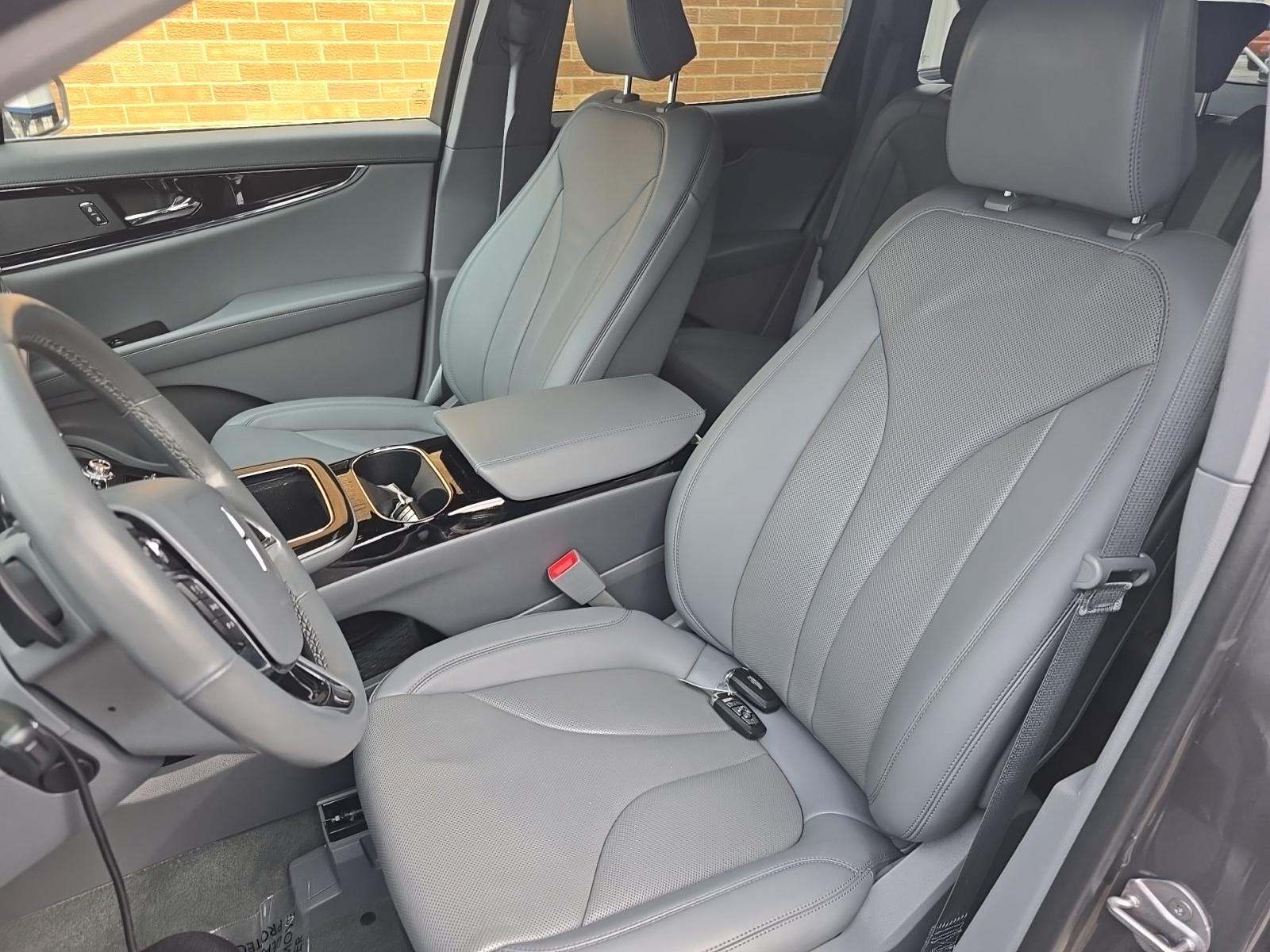 2022 Lincoln Nautilus Reserve AWD