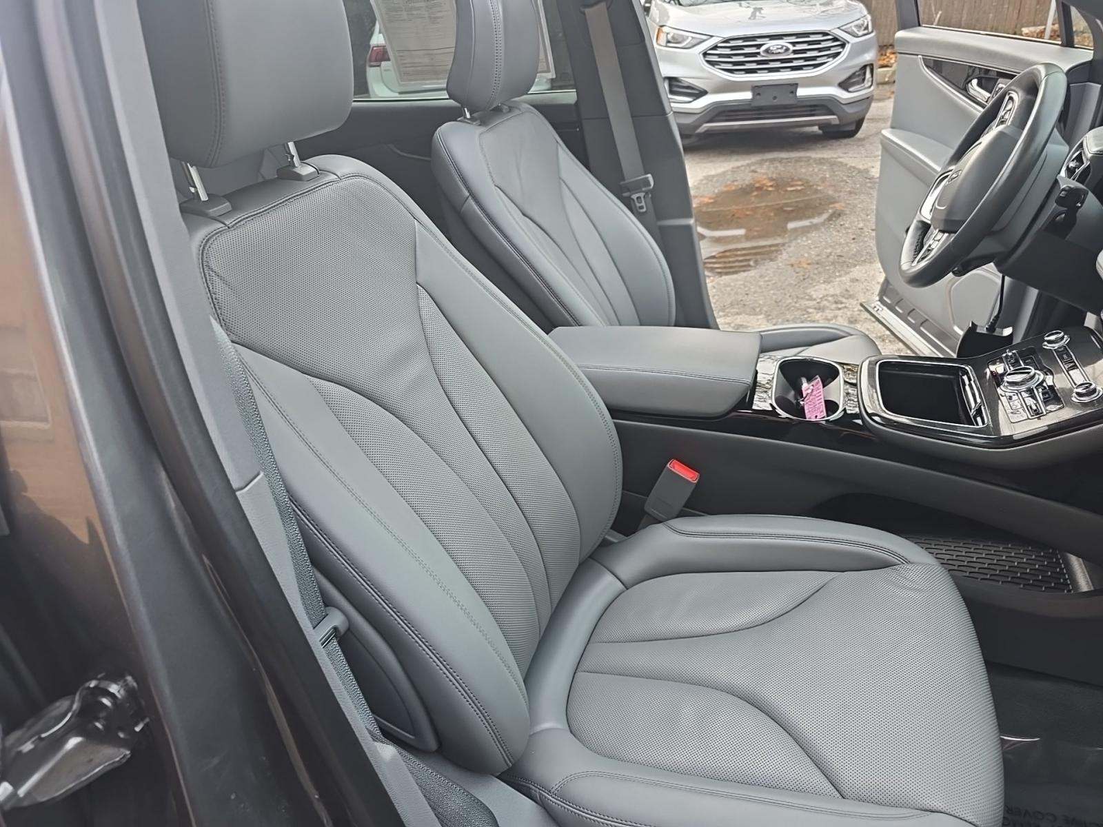 2022 Lincoln Nautilus Reserve AWD