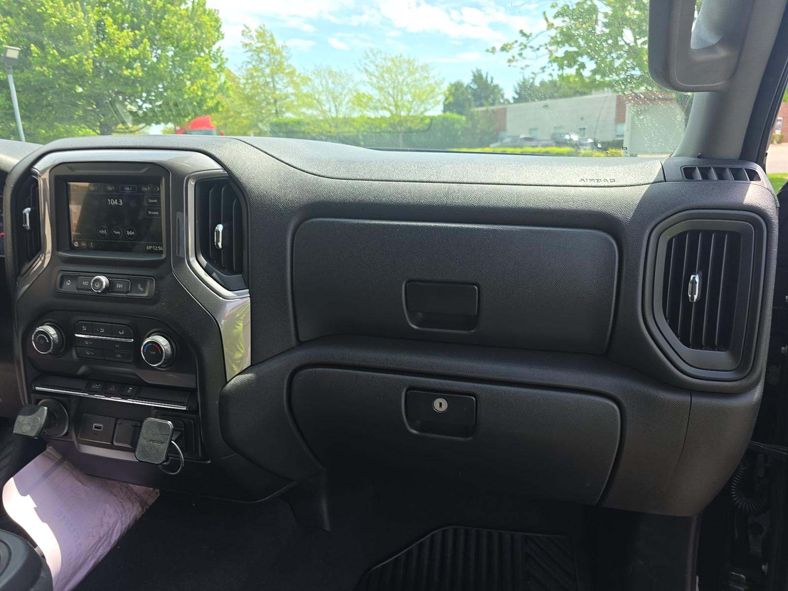 2019 Chevrolet Silverado 1500 Custom AWD