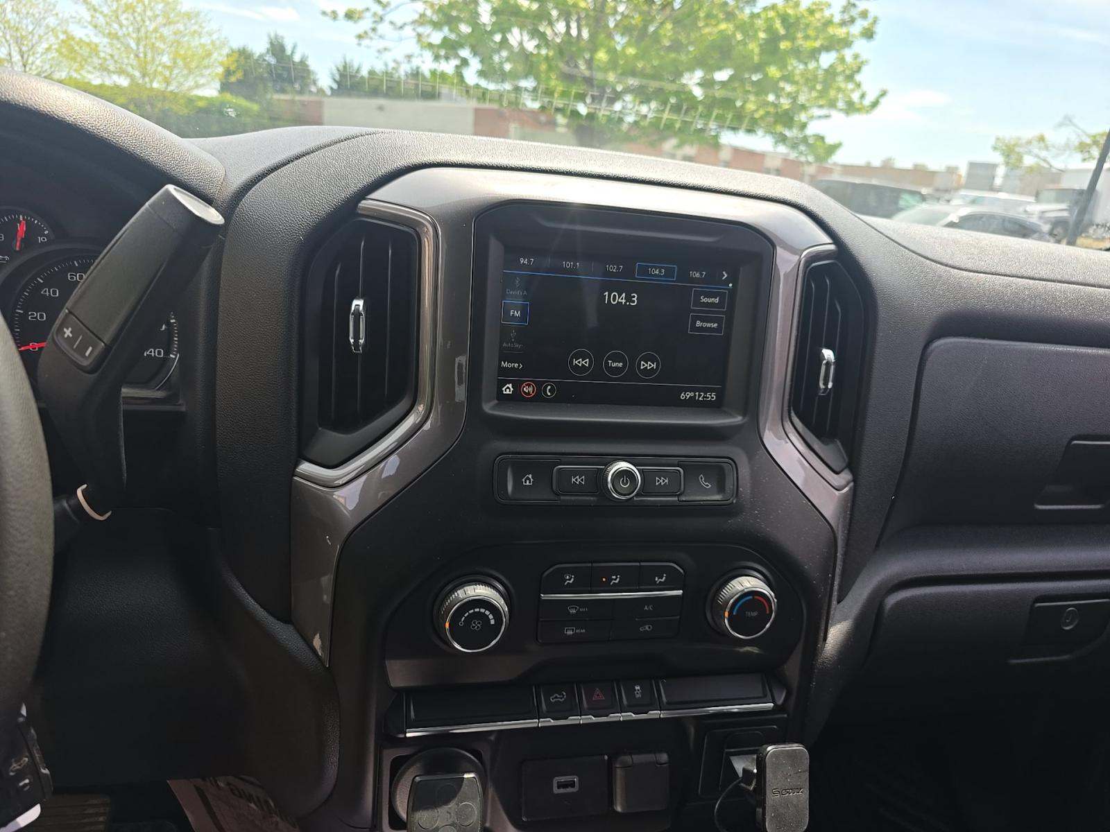 2019 Chevrolet Silverado 1500 Custom AWD