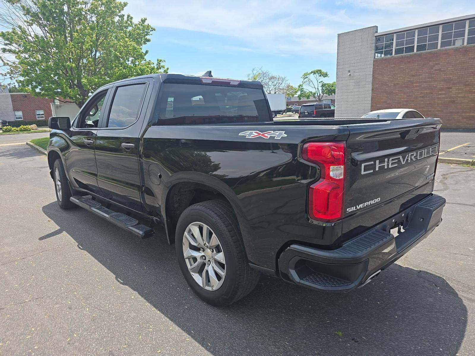 2019 Chevrolet Silverado 1500 Custom AWD