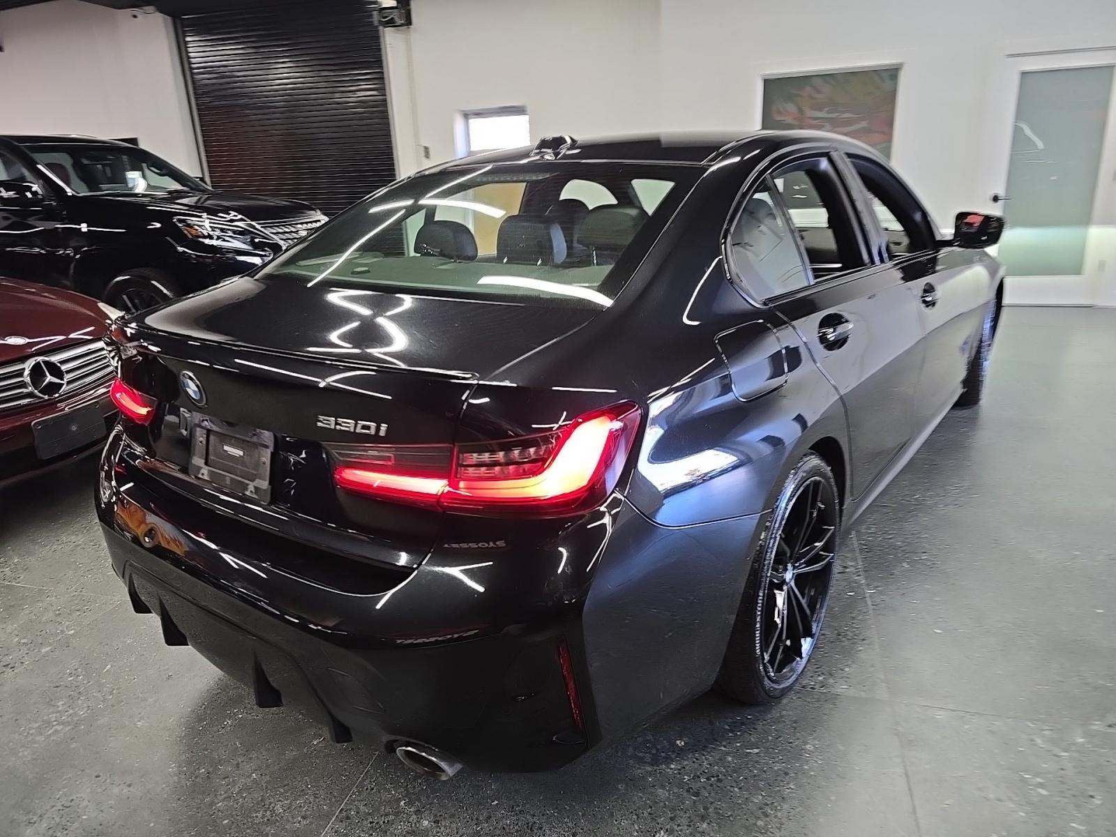 2023 BMW 3 Series 330i xDrive AWD