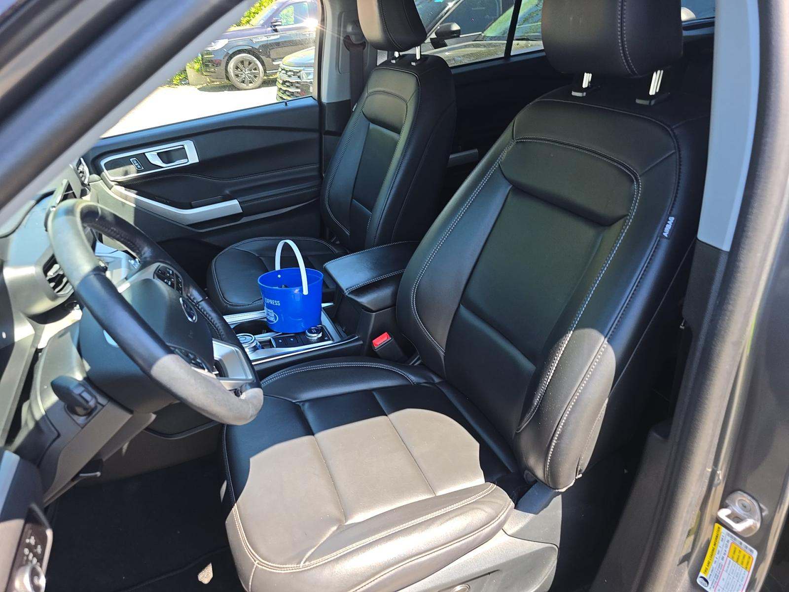 FORD EXPLORER - 6