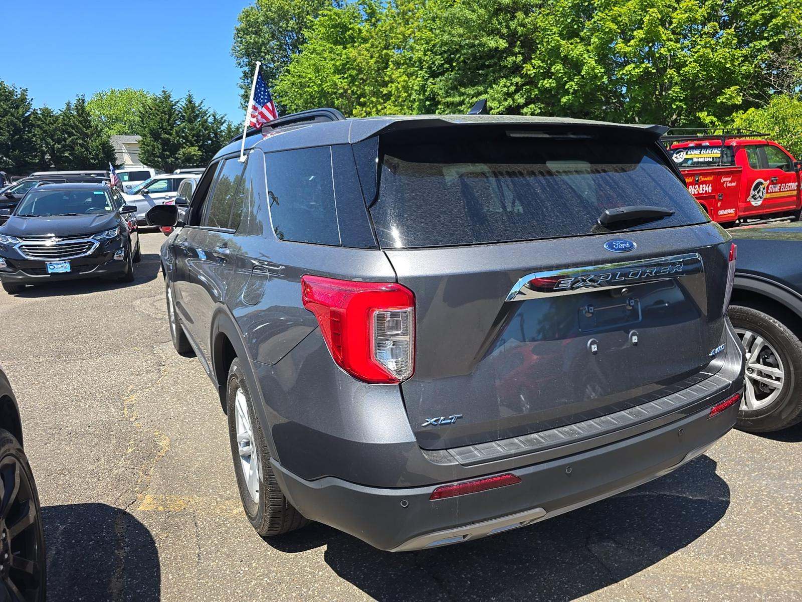 FORD EXPLORER - 2
