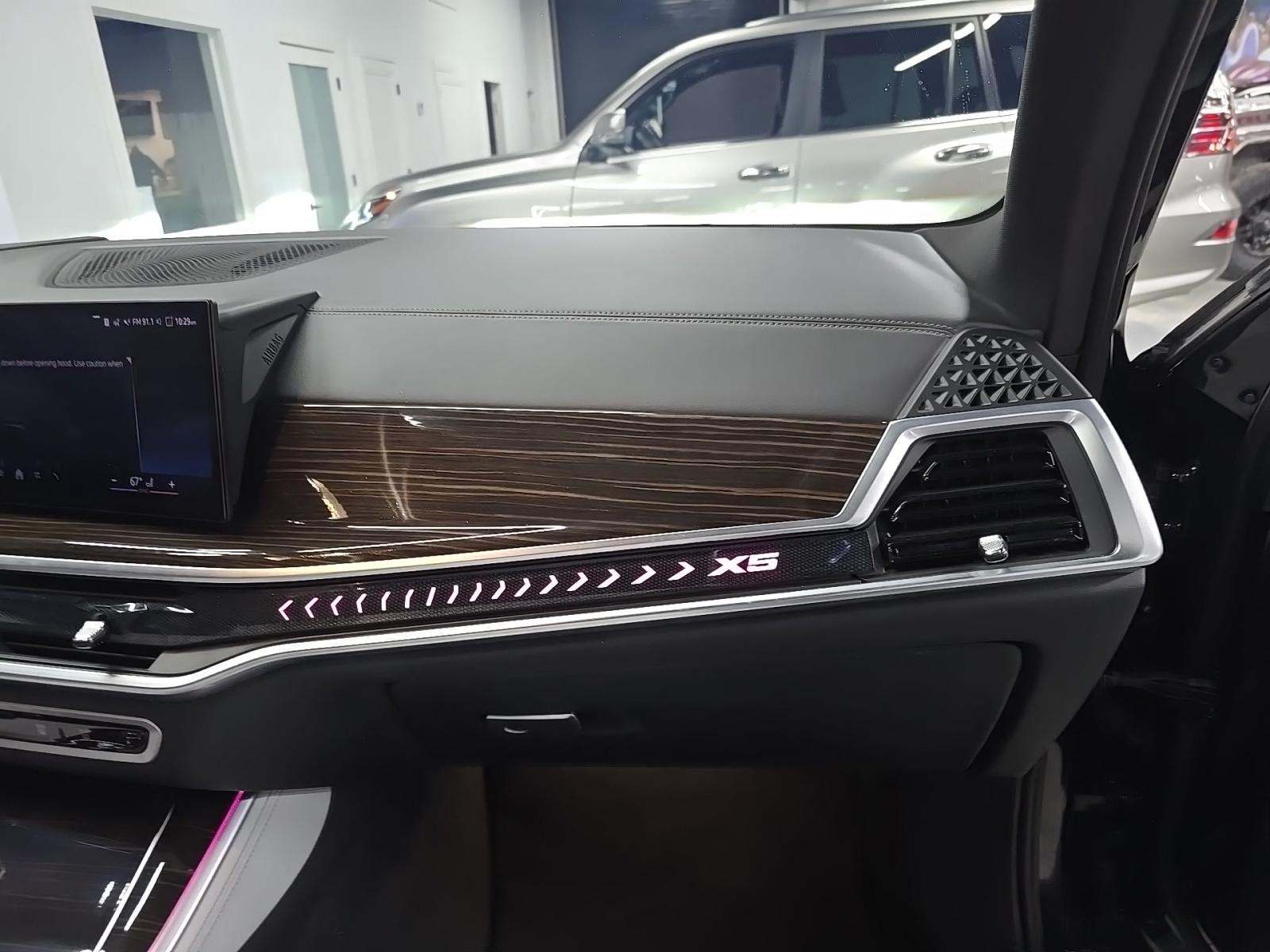 2024 BMW X5 xDrive40i AWD