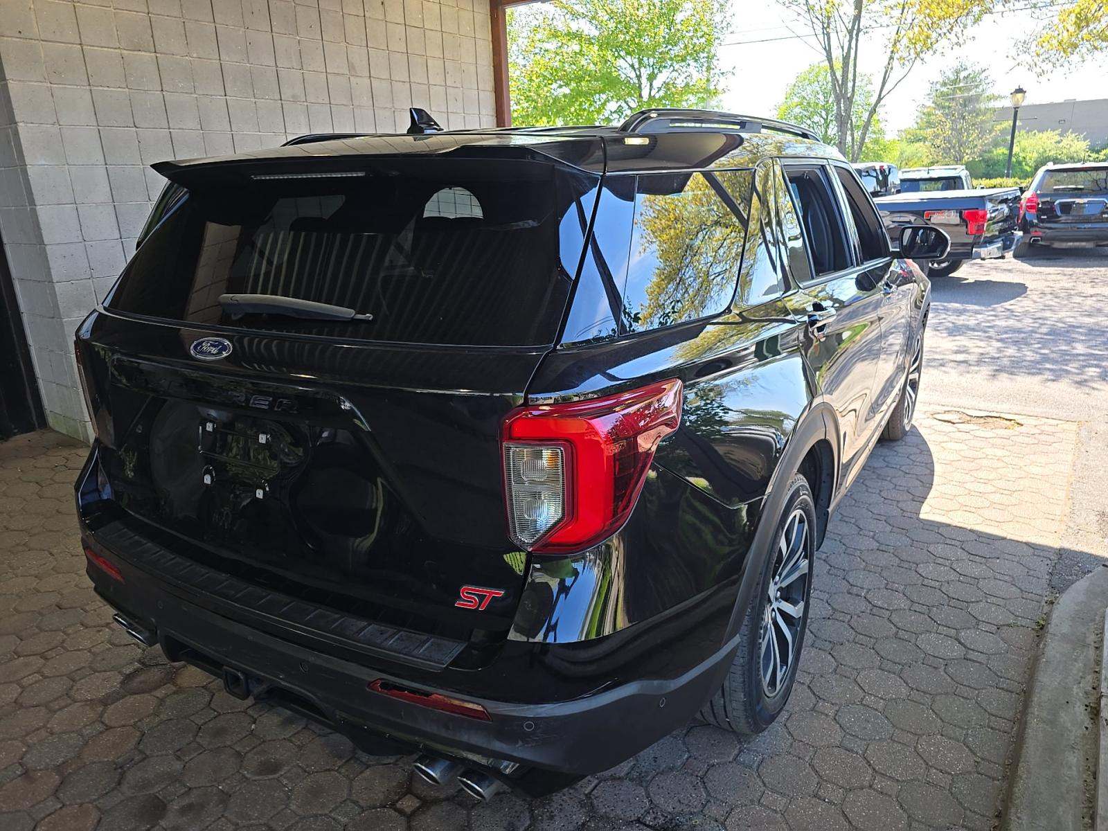 FORD EXPLORER - 3