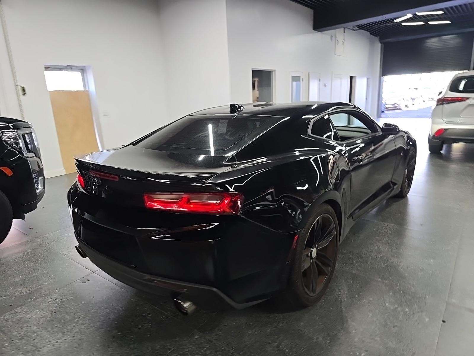 2018 Chevrolet Camaro 1LT RWD