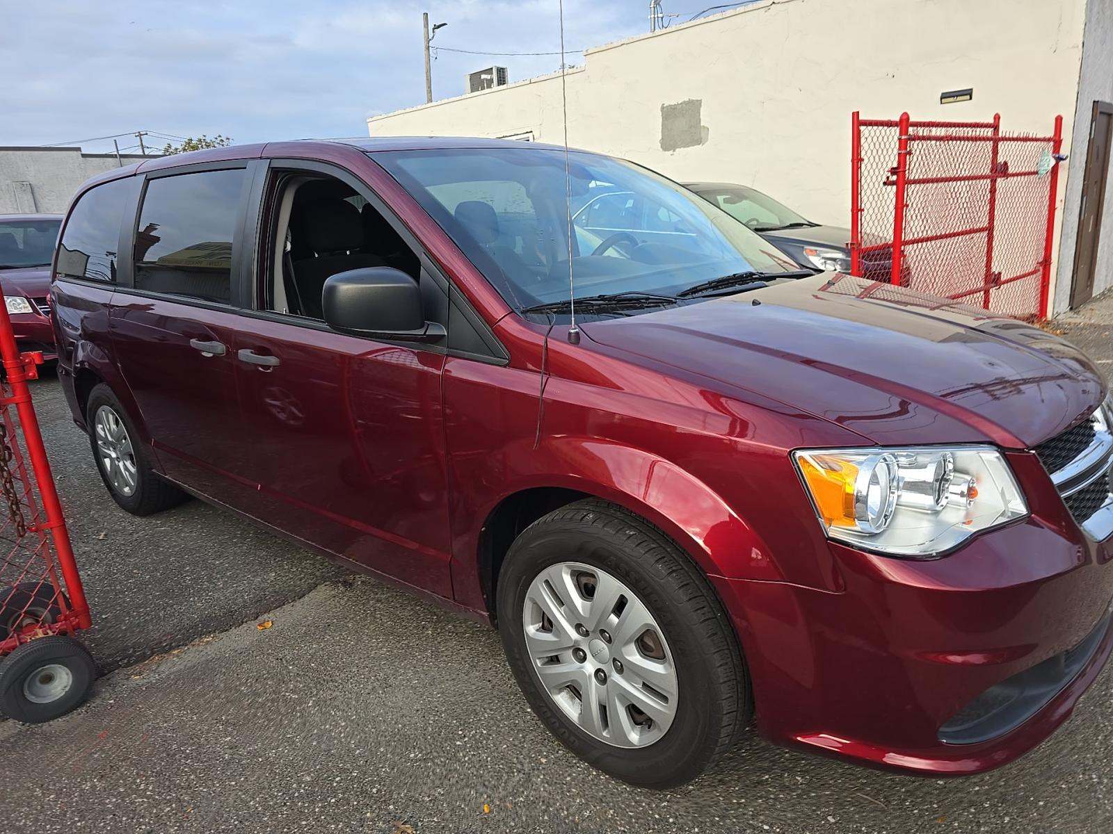 2019 Dodge Grand Caravan SE FWD