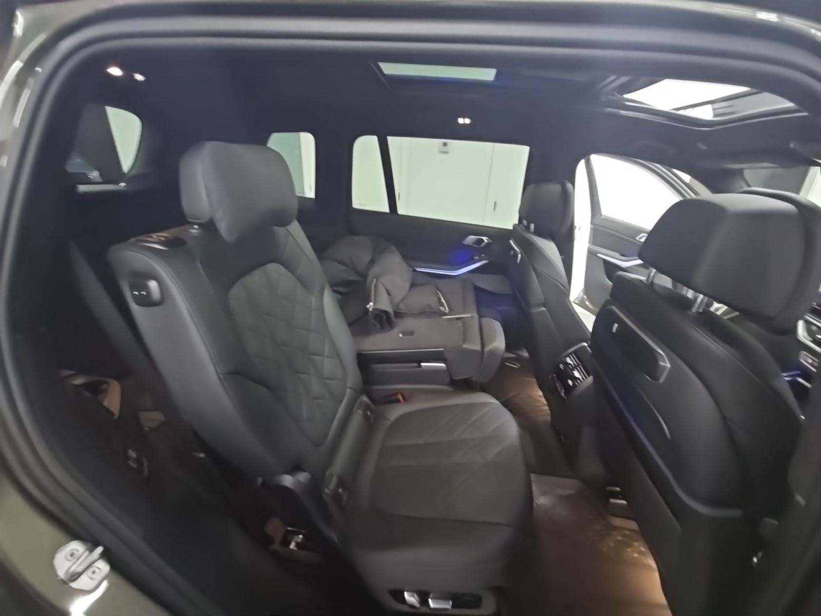 2024 BMW X7 xDrive40i AWD