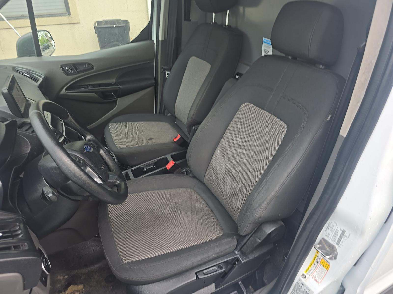 FORD TRANSIT CONNECT - 6