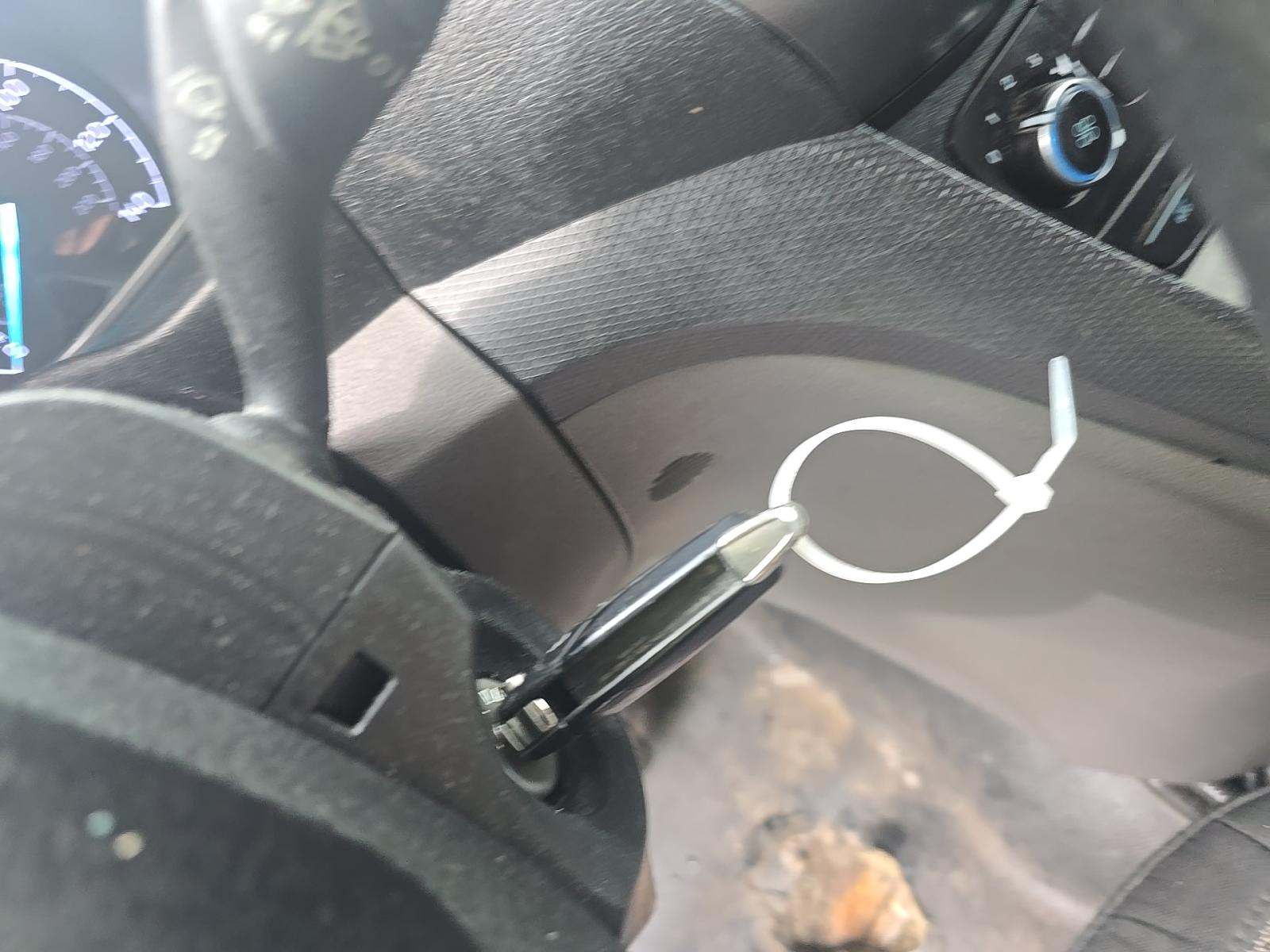 FORD TRANSIT CONNECT - 8