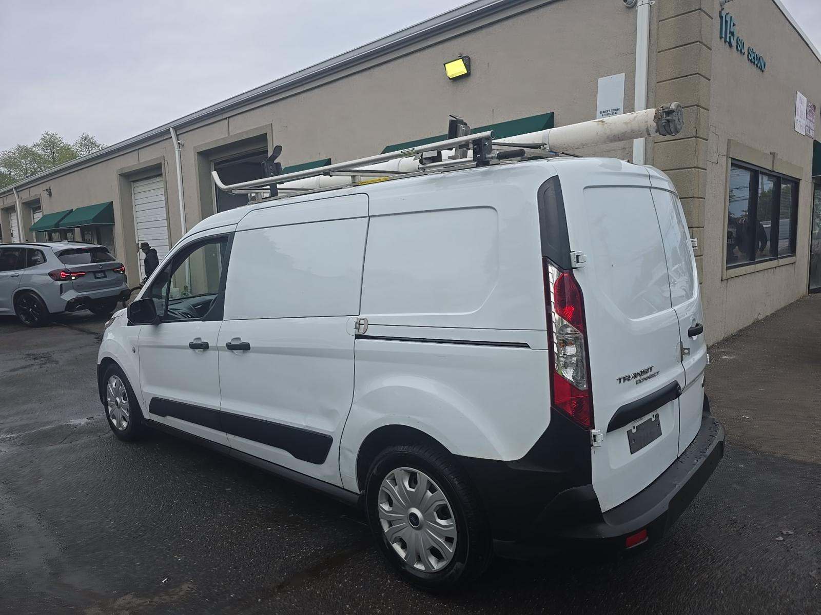 FORD TRANSIT CONNECT - 2