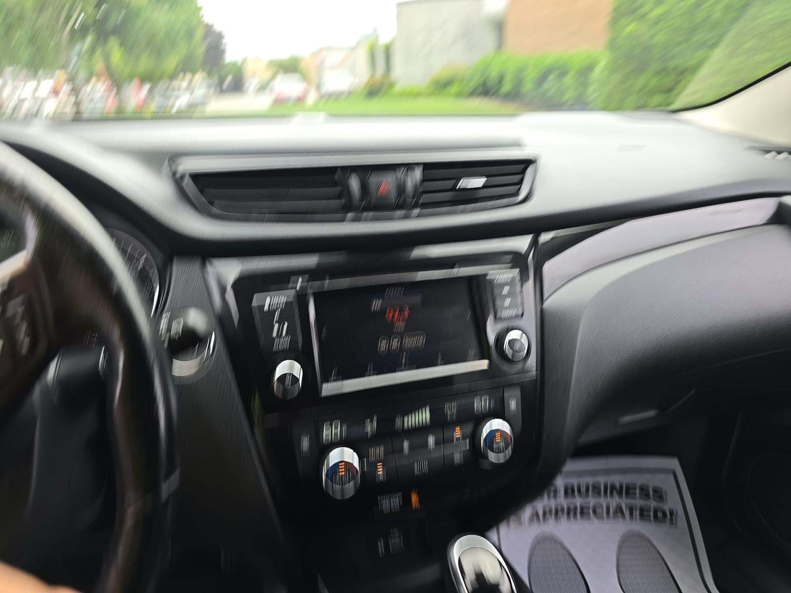 2022 Nissan Rogue Sport SV AWD