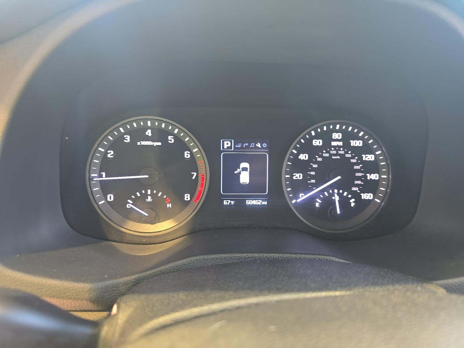 HYUNDAI TUCSON - 9